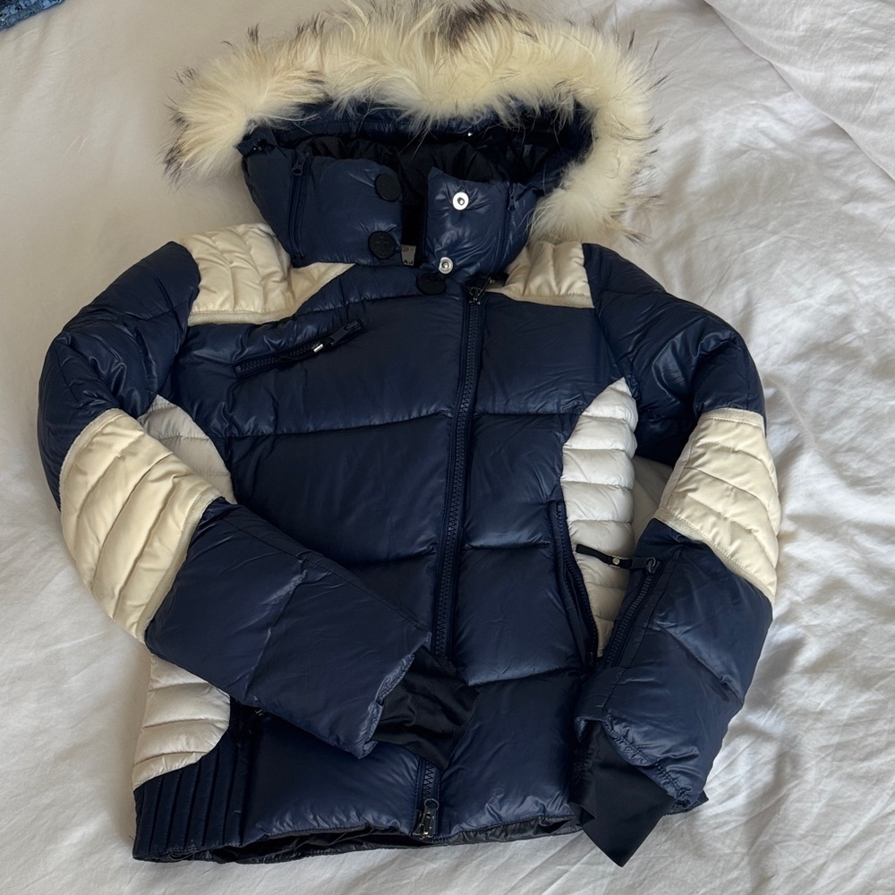 Rossignol Dark Blue and White Puffer Jacket with Fur Hood - Picture 1 of 12